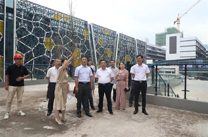 1647394113533012802.jpg 1632270001971032862.jpg