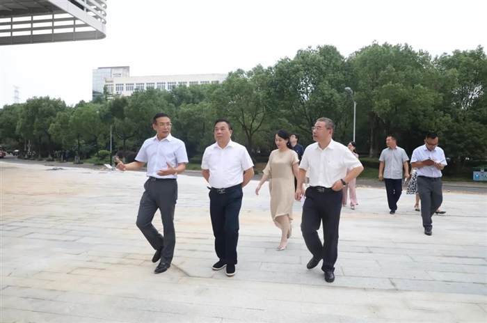 1647394150266030369.jpg 1632270001985014695.jpg